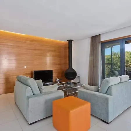 Apartamento Sleeps 4 Air Con T635210 *